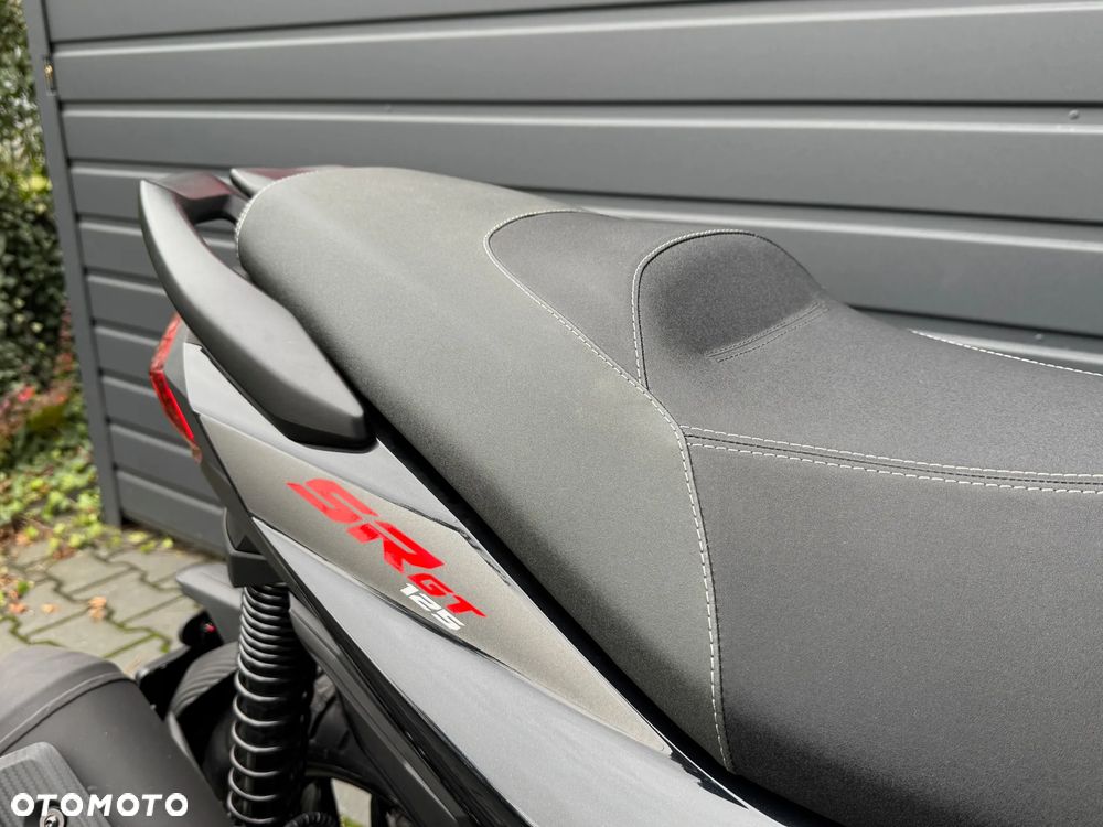 Aprilia SR - 8