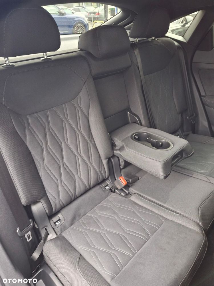Audi Q3 Sportback - 18