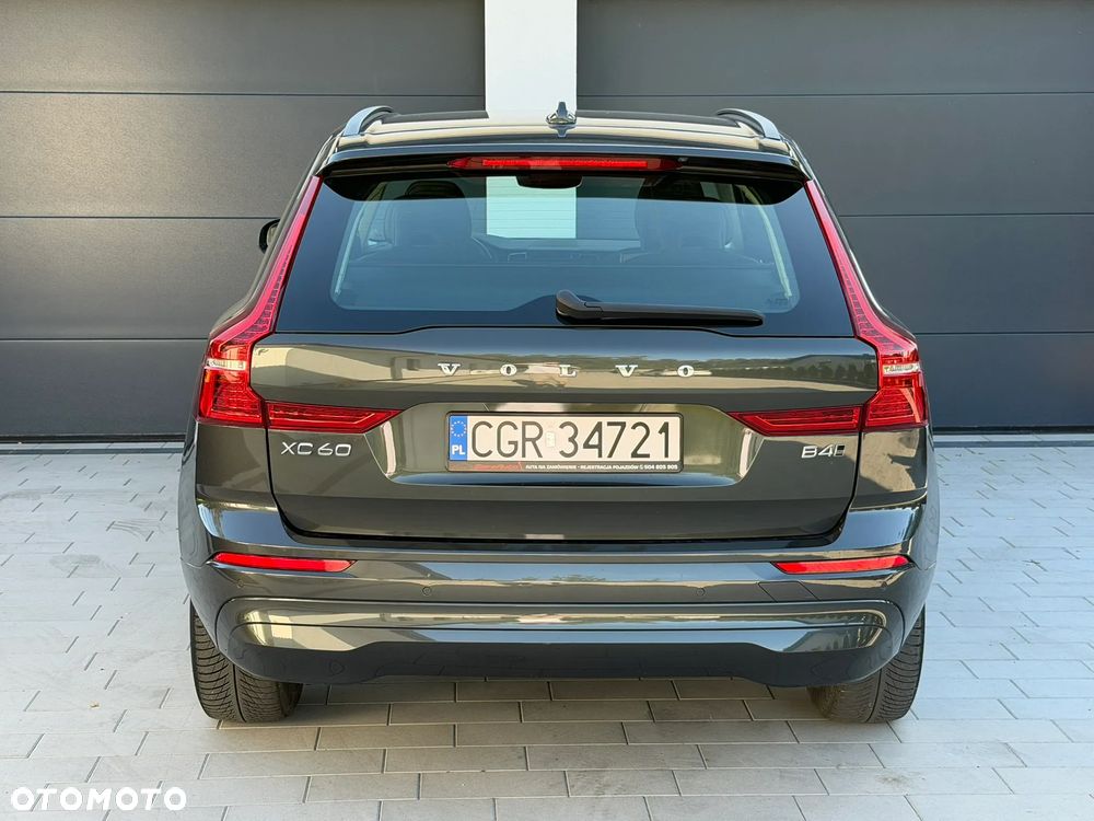 Volvo XC 60 B4 D AWD Core - 6