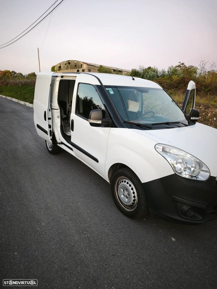 Opel Combo 2017 photo 2