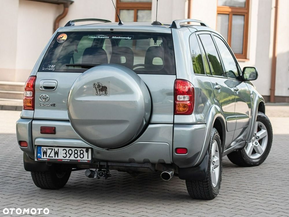 Toyota RAV4 D-4D 4x4 Executive - 3