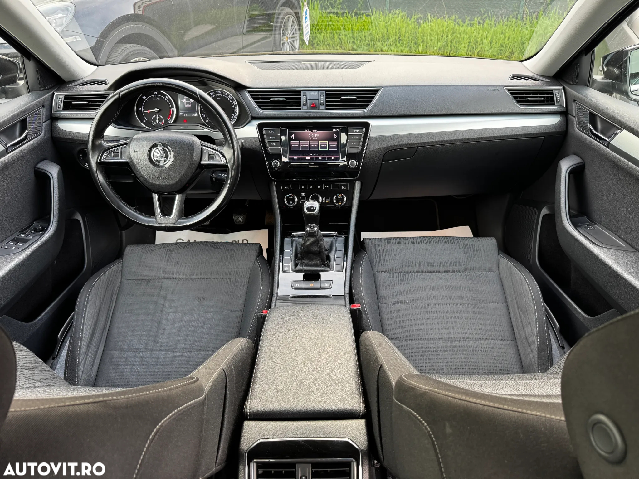 Skoda Superb 2.0 TDI Active - 10