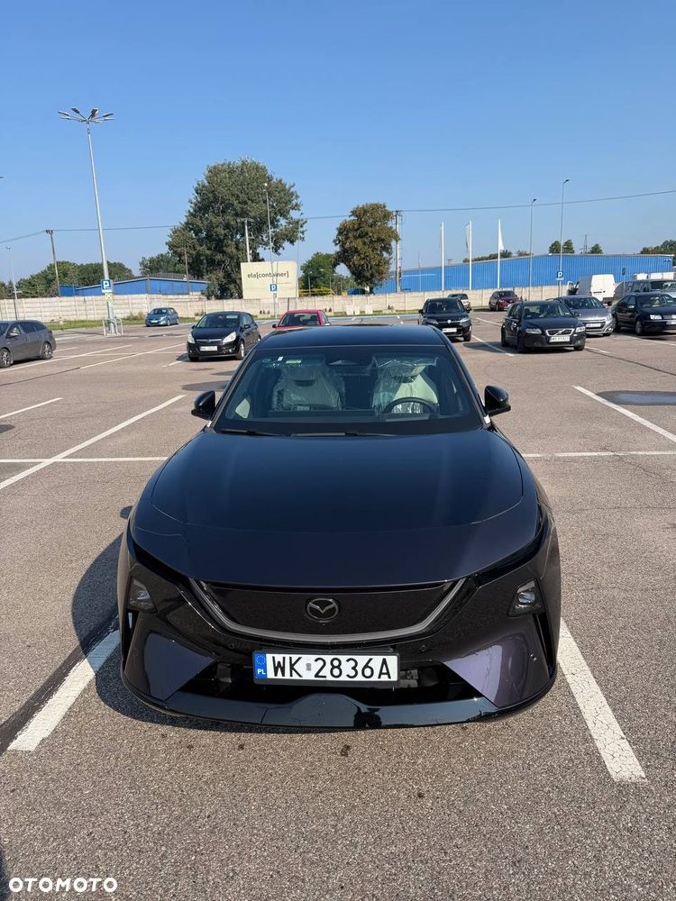 Mazda EZ-60 - 1