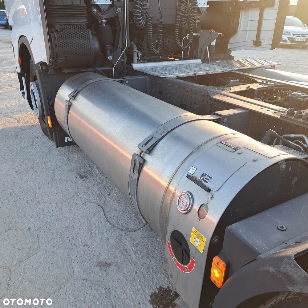 Iveco S-Way LNG - 10