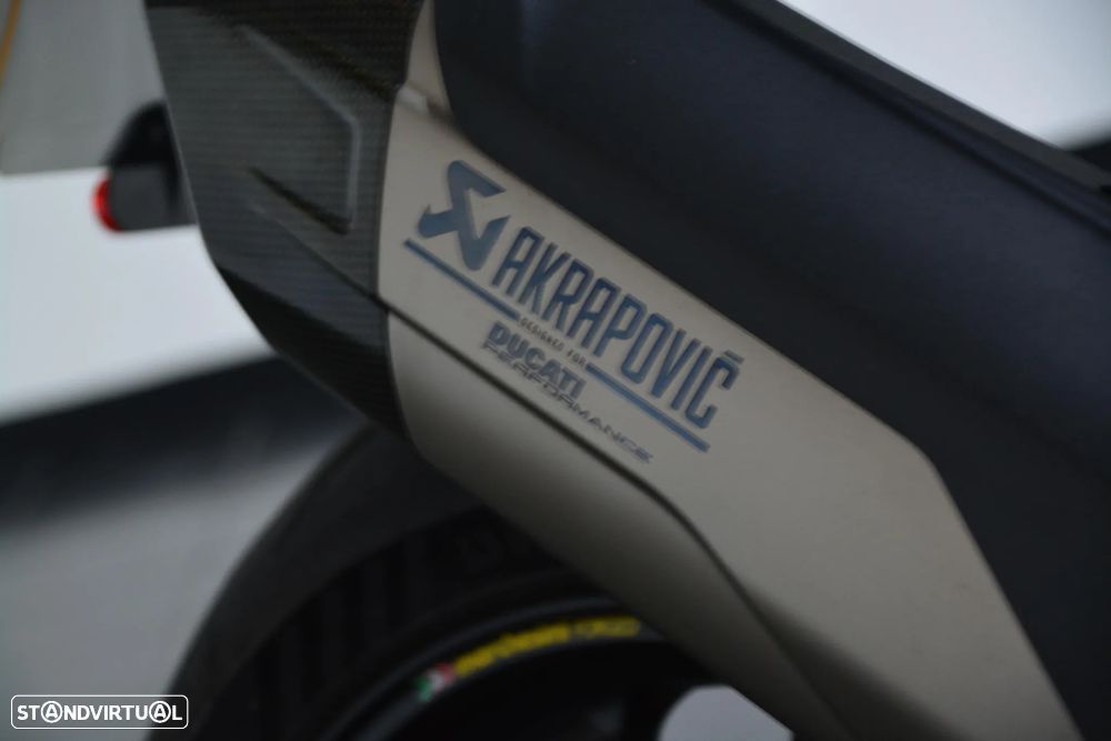 Ducati Multistrada V4 S Pikes Peak - 26