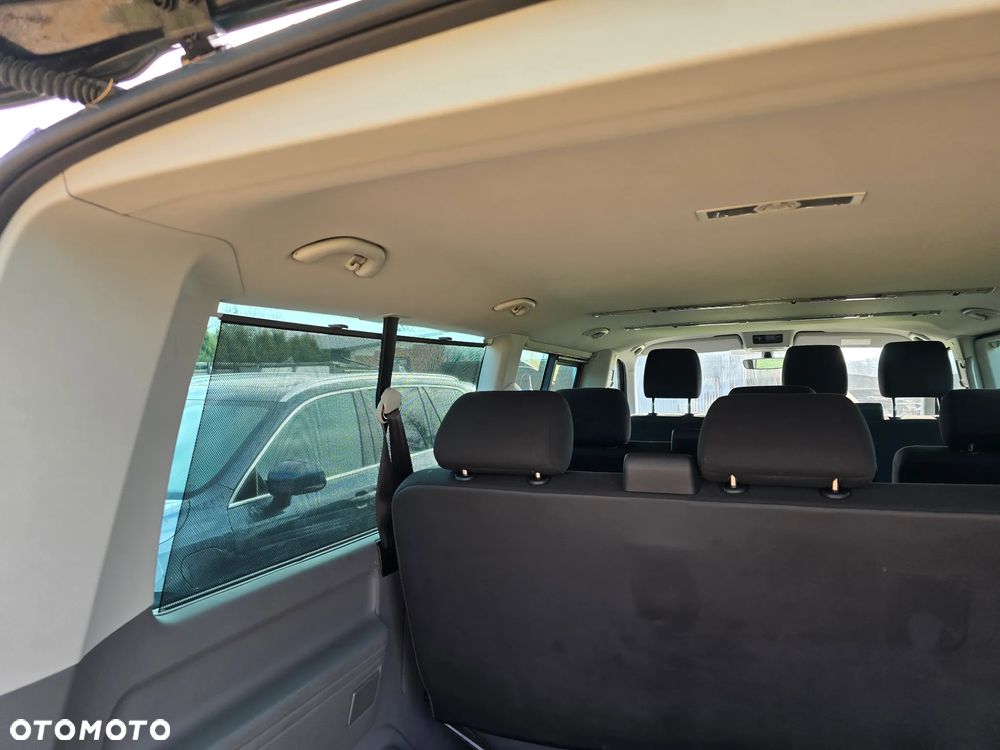 Volkswagen Caravelle 2.0 TDI L2 Comfortline DSG - 15