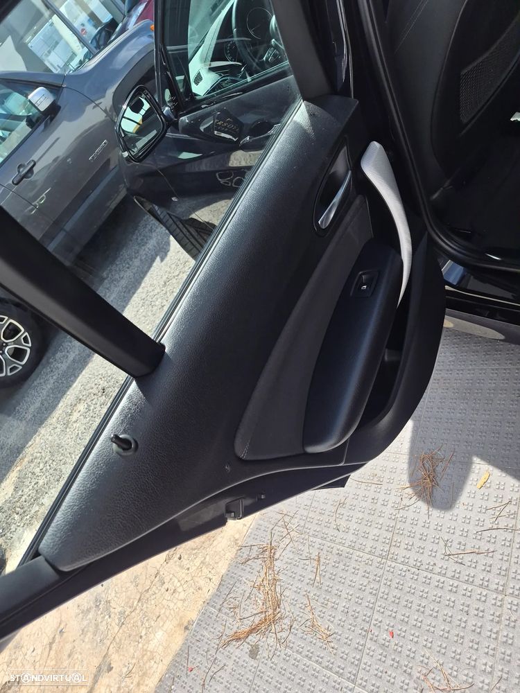 BMW 116 i Pack M - 24