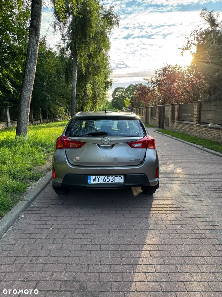 Toyota Auris 1.4 D-4D Life - 6