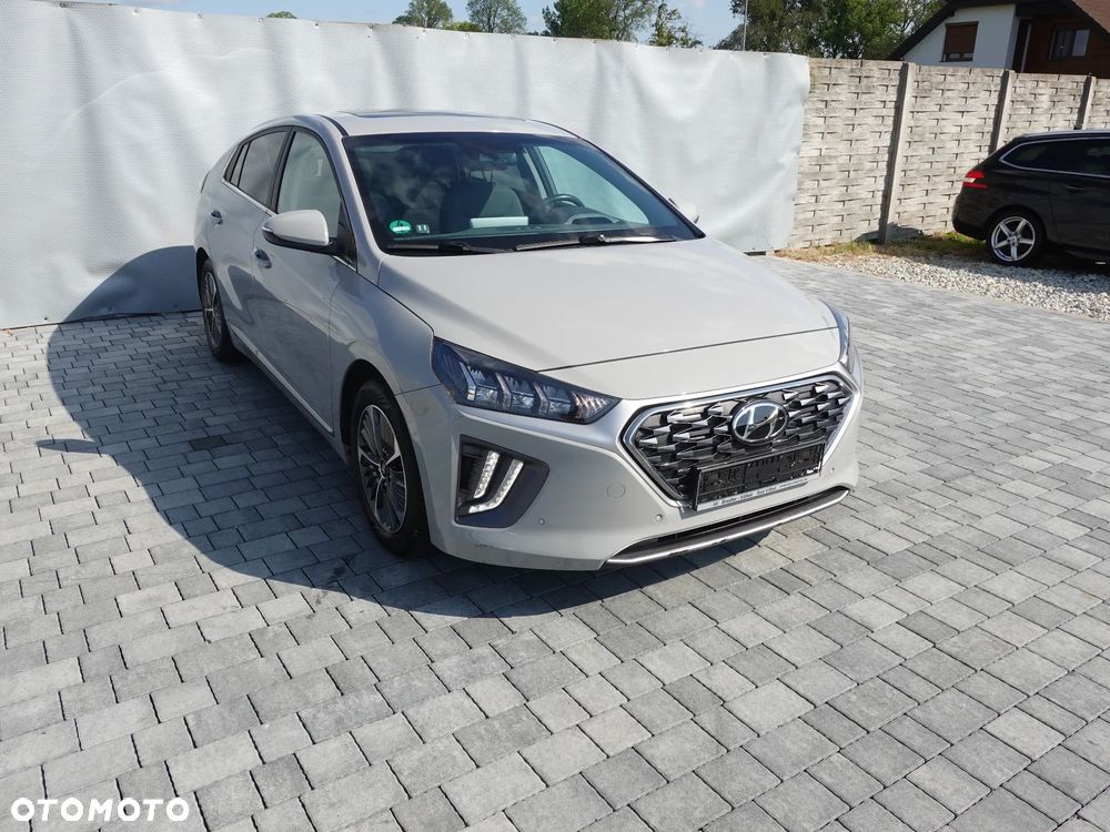 Hyundai IONIQ plug-in hybrid Premium - 2