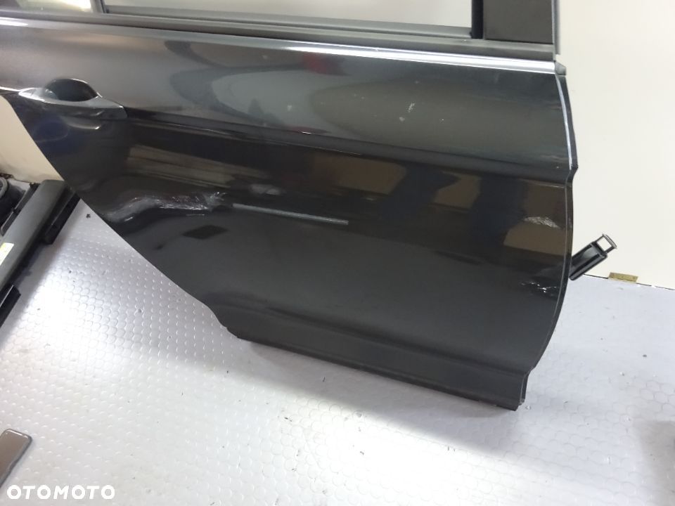 LI7F drzwi Prawe tyl SEDAN VW passat B8 czesci - 2