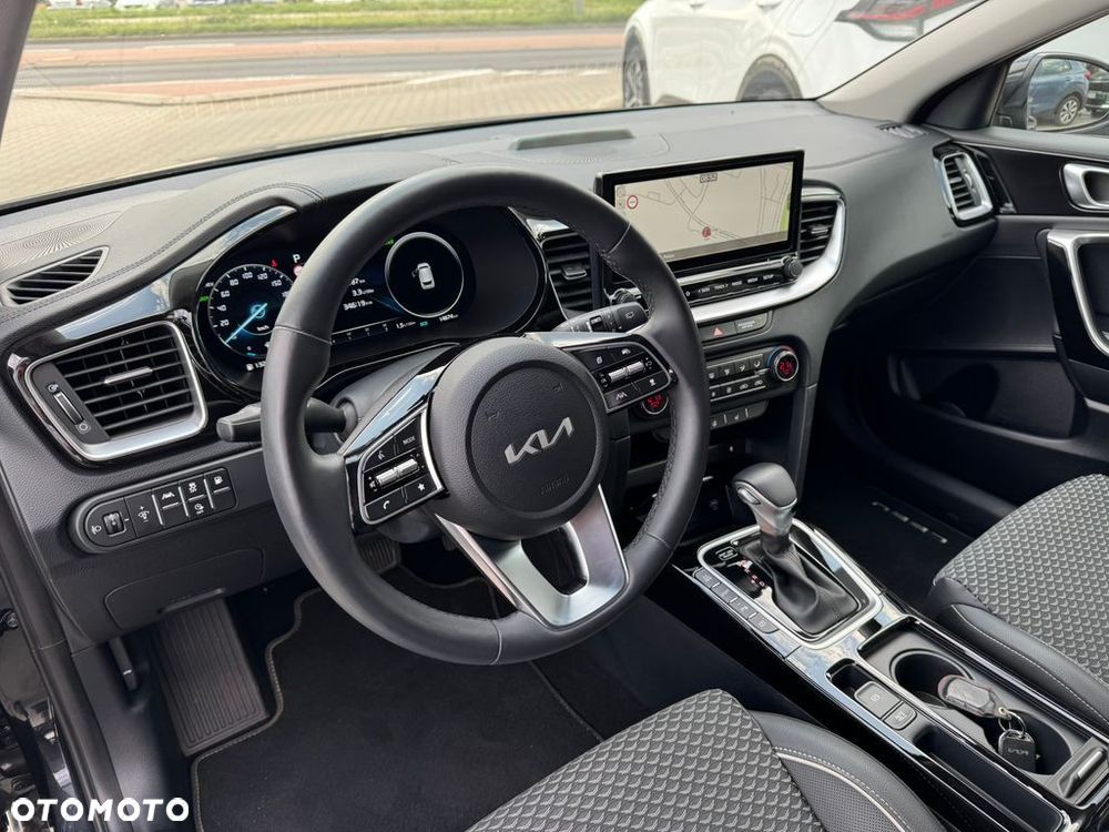 Kia Ceed 1.6 GDI PHEV Business Line DCT - 9