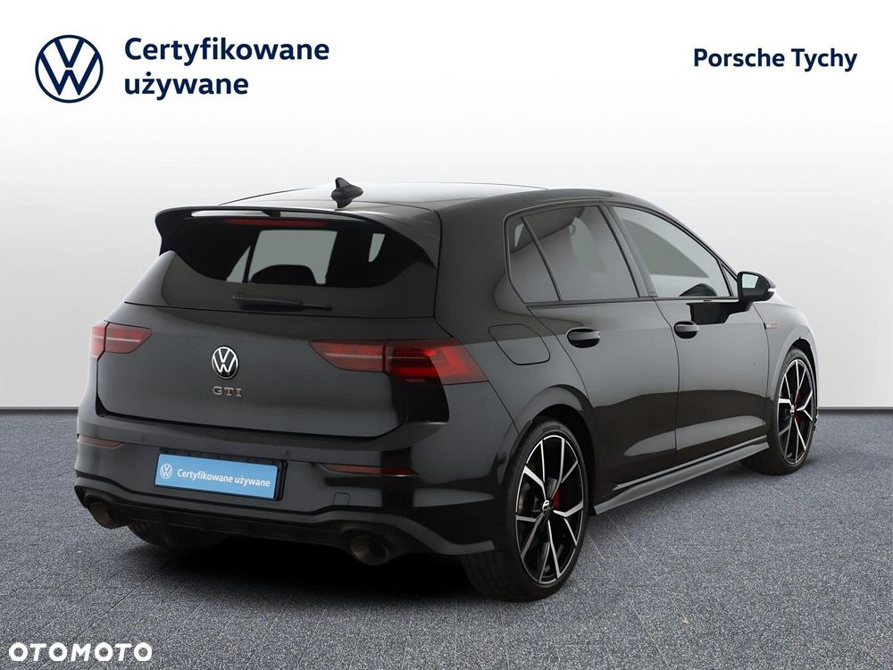 Volkswagen Golf - 3