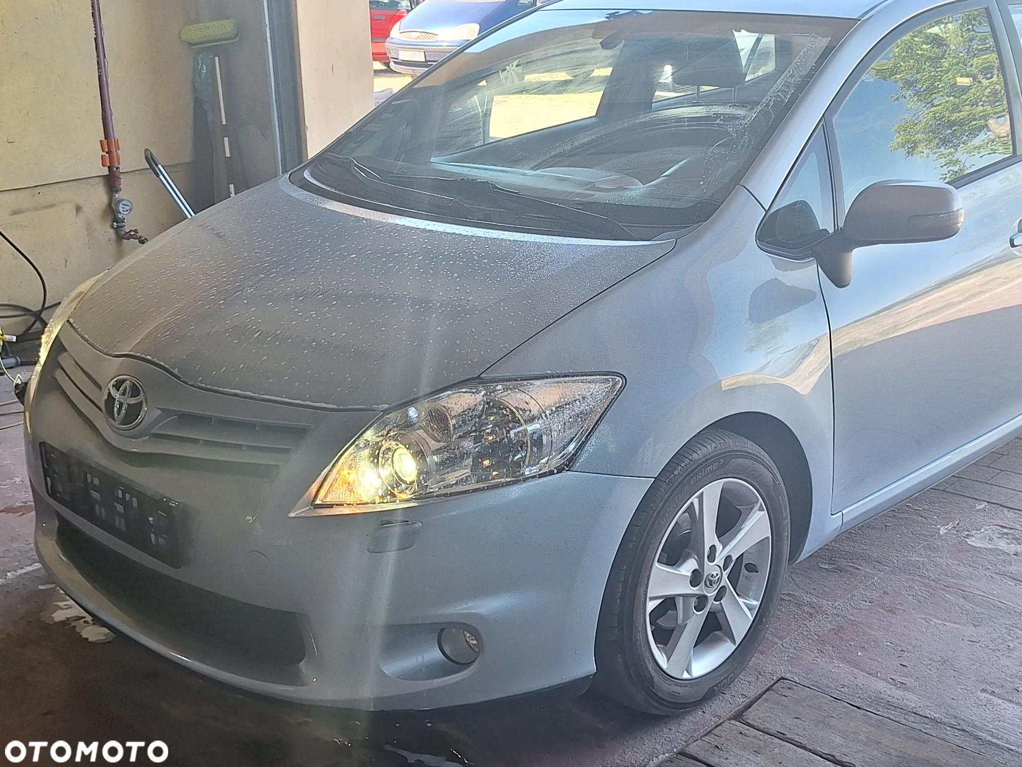 Toyota Auris 1.6 Life+ - 10