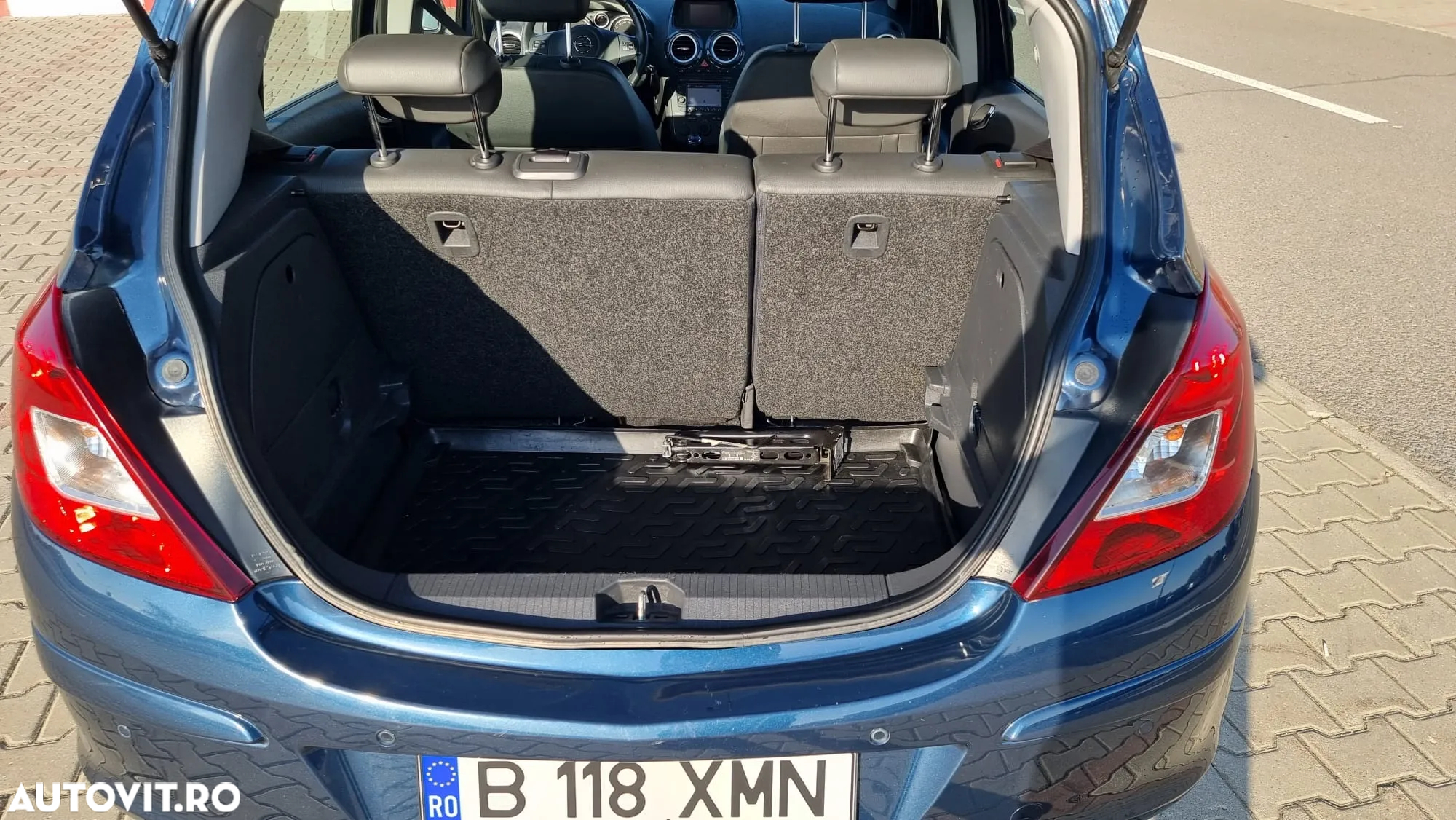Opel Corsa 1.3 CDTI Cosmo - 30