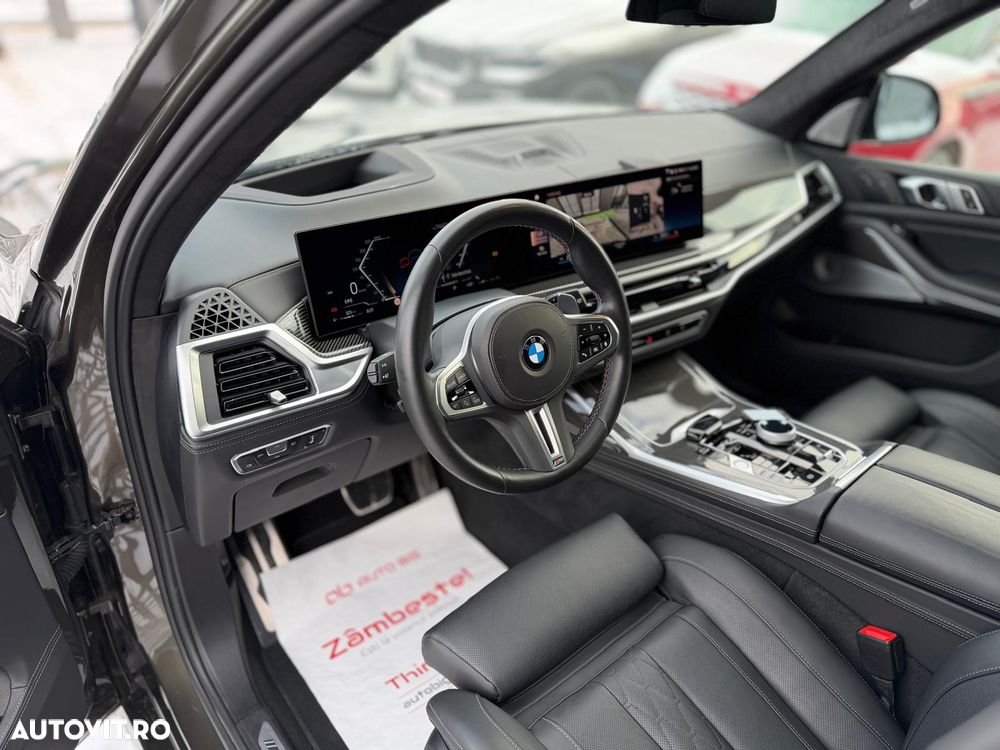BMW X7 M60i xDrive AT MHEV - 11