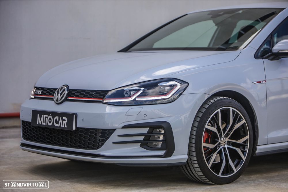 VW Golf GTI Performance BlueMotion DSG - 37