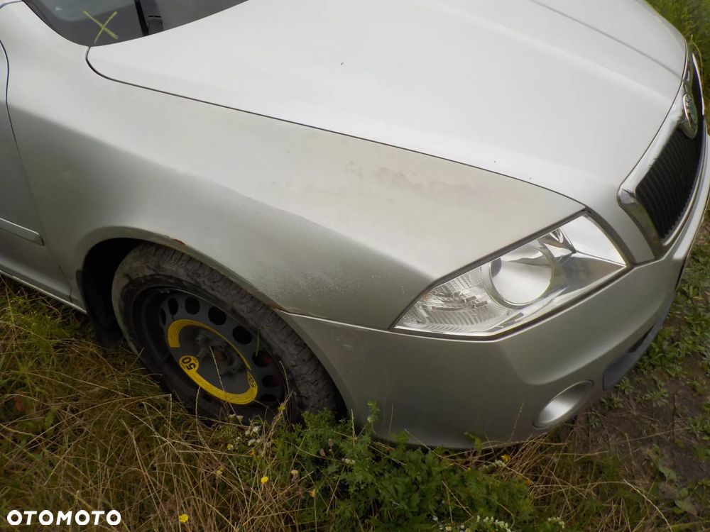 SKODA OCTAVIA II 2.0 FSI VRS PRZÓD MASKA ZDERZAK BŁOTNIKI PAS PRZEDNI Z CHŁODNICAMI LAMPY  UK - 3