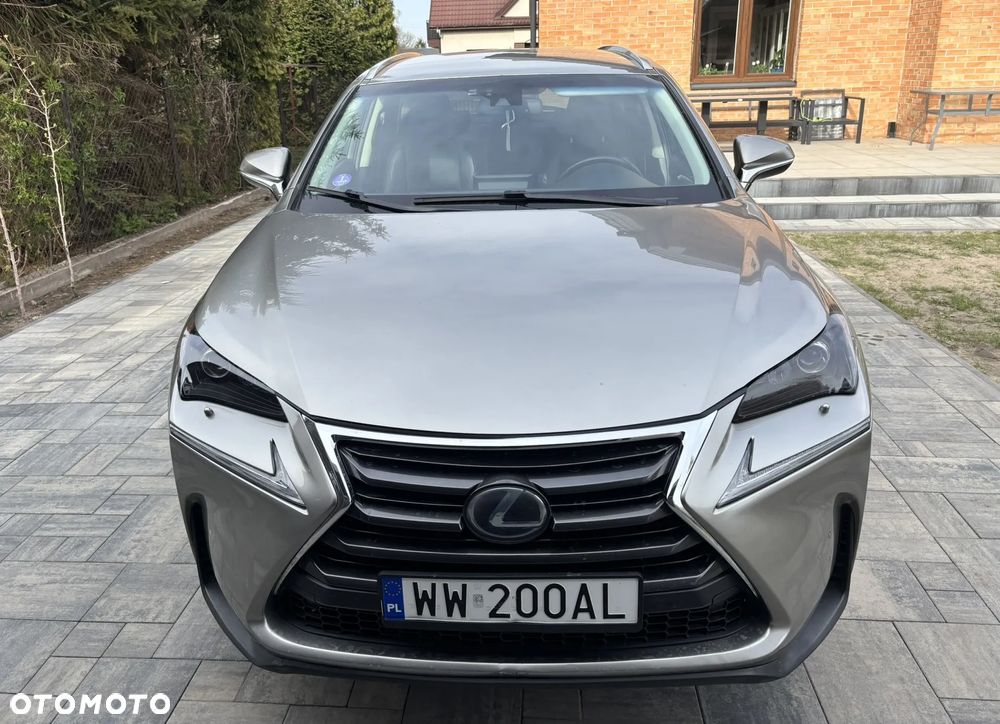 Lexus NX 300h F Sport AWD - 4