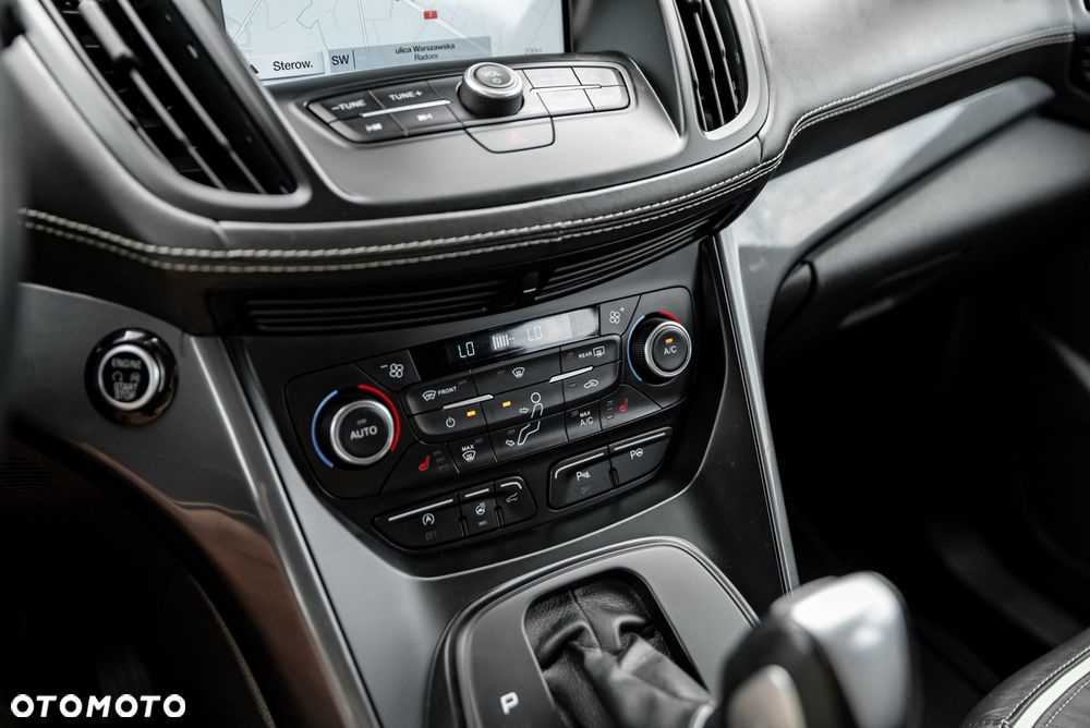 Ford Kuga 2.0 TDCi 4x4 Vignale - 31