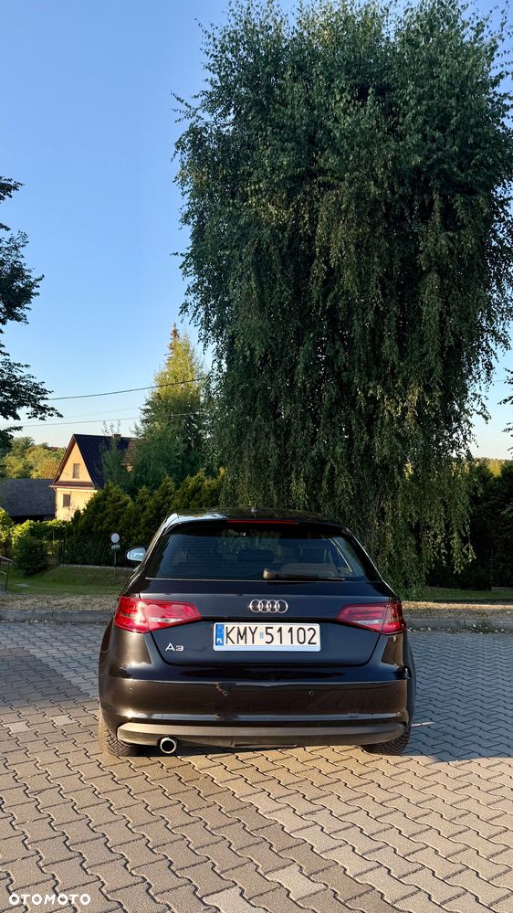 Audi A3 Sportback 1.6 TDI Attraction - 8