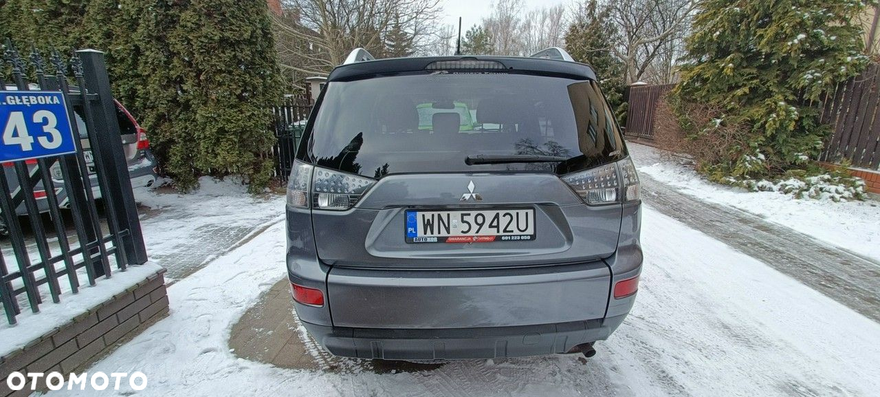 Mitsubishi Outlander 2.4 4WD CVT Instyle - 6