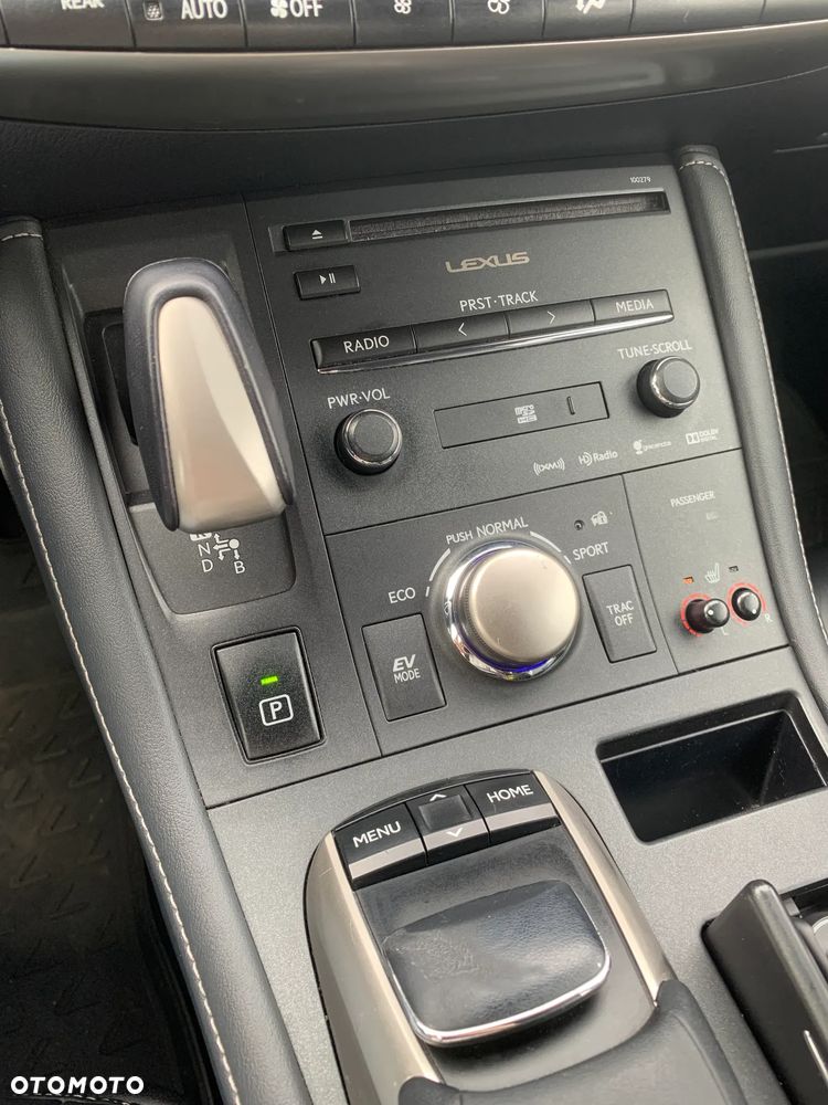 Lexus CT 200h F Sport - 13