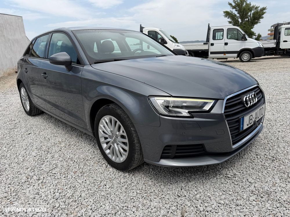 Audi A3 Sportback 1.6 TDI - 3