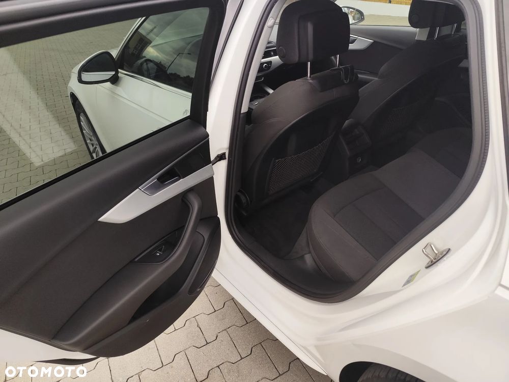 Audi A4 Avant 2.0 TDI Quattro S tronic - 20