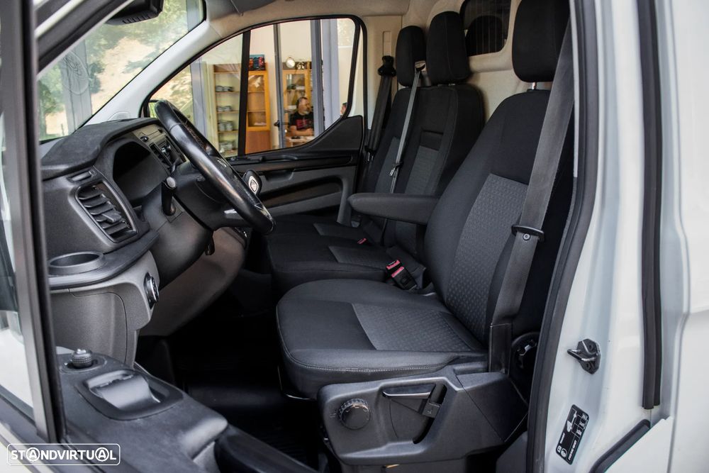 Ford Transit Custom - 26