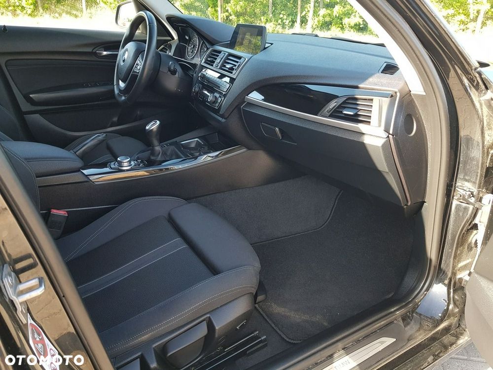 BMW Seria 1 118d Sport Line - 17