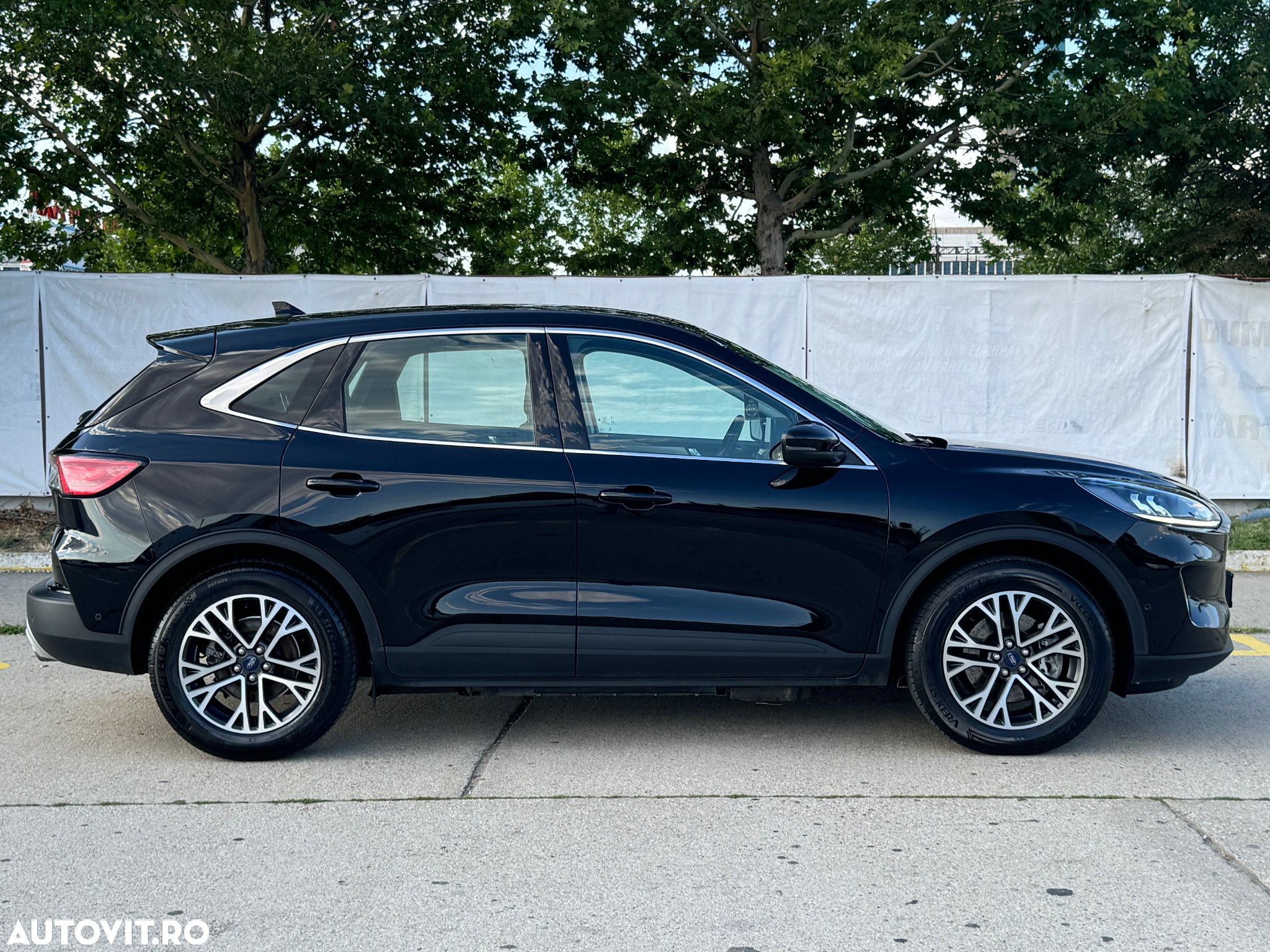 Ford Kuga 2.5 Duratec FWD PHEV Titanium - 8