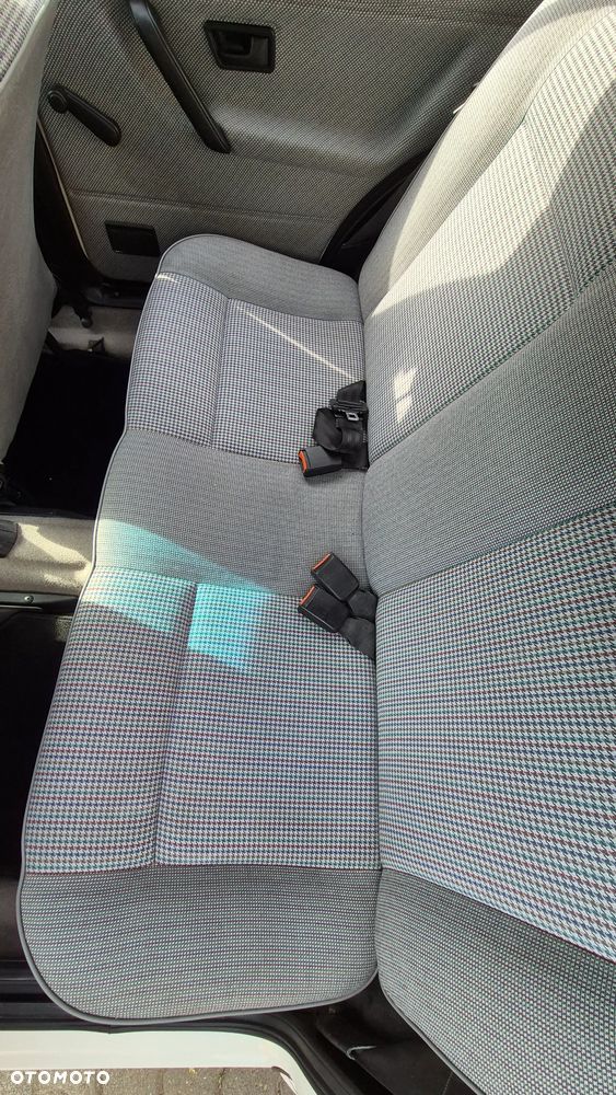 Volkswagen Golf - 14