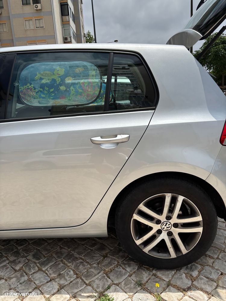 VW Golf 1.6 TDi Confortline DSG - 13