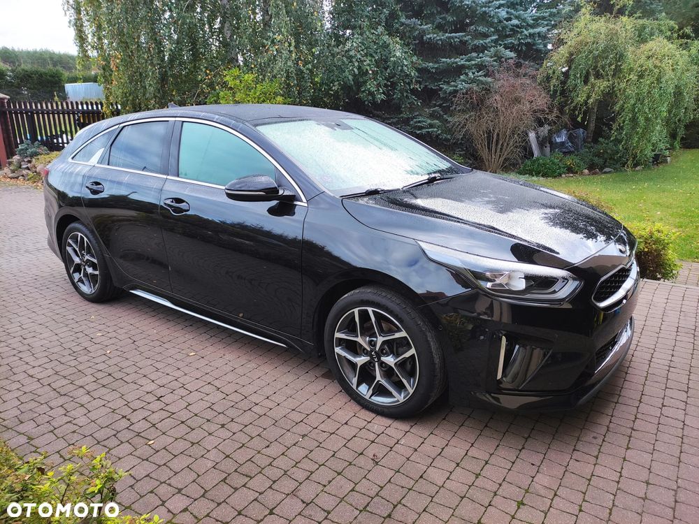 Kia Procee'd