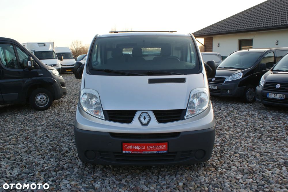 Opel Vivaro - 2