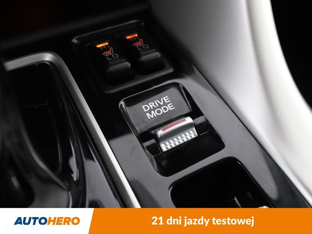 Mitsubishi Eclipse Cross - 26