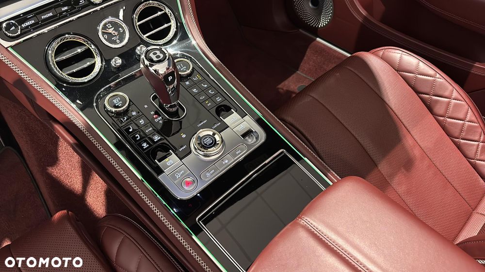 Bentley Continental GT - 15