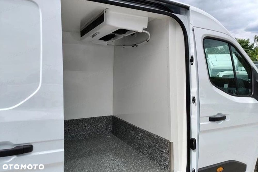 Renault Master L3H2 Izoterma AT9 2.0 170KM - 11