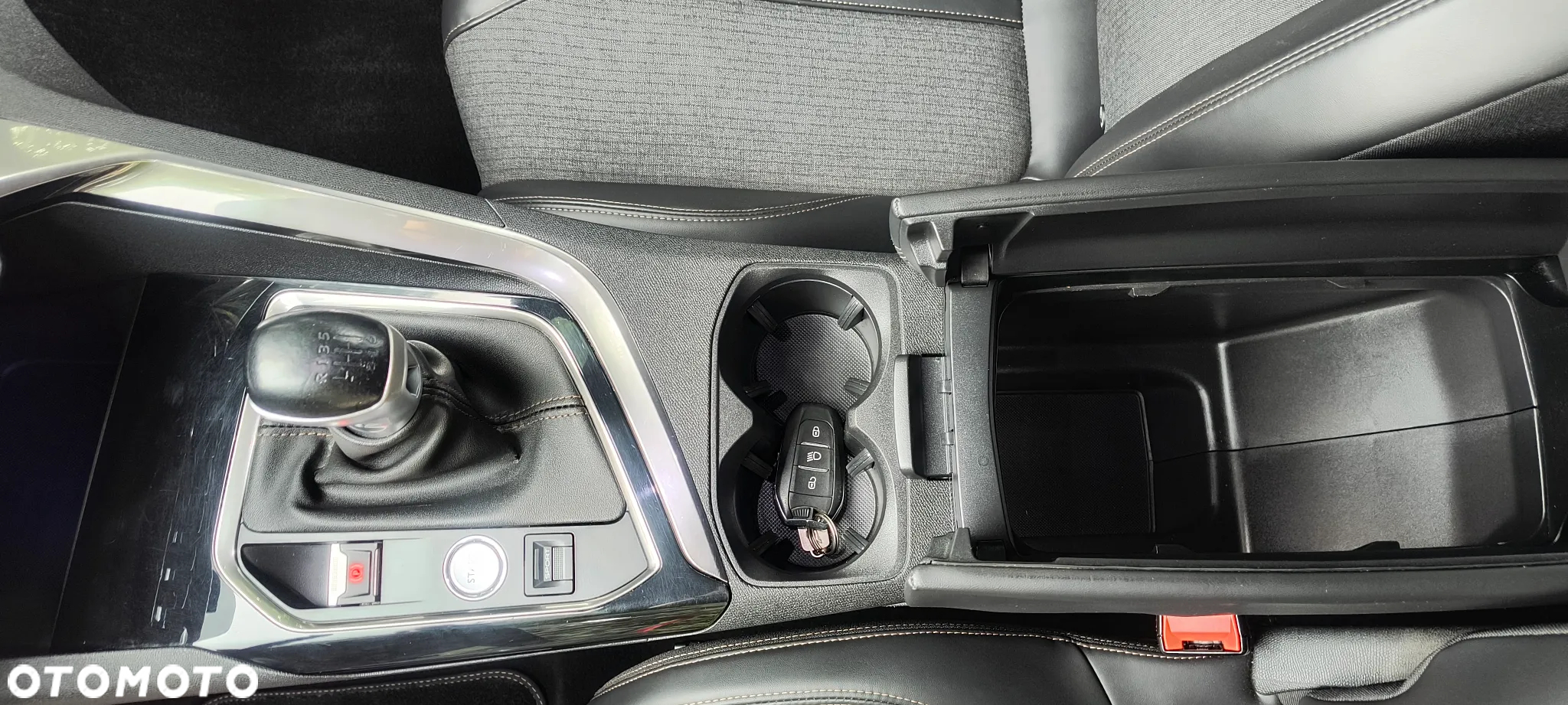 Peugeot 3008 - 21