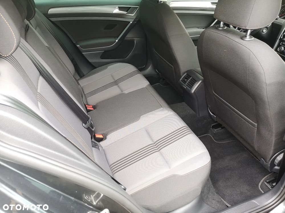 Volkswagen Golf 1.2 TSI BlueMotion Technology Allstar - 32