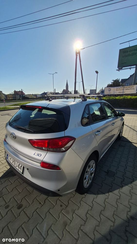 Hyundai i30 1.4 Classic + - 9