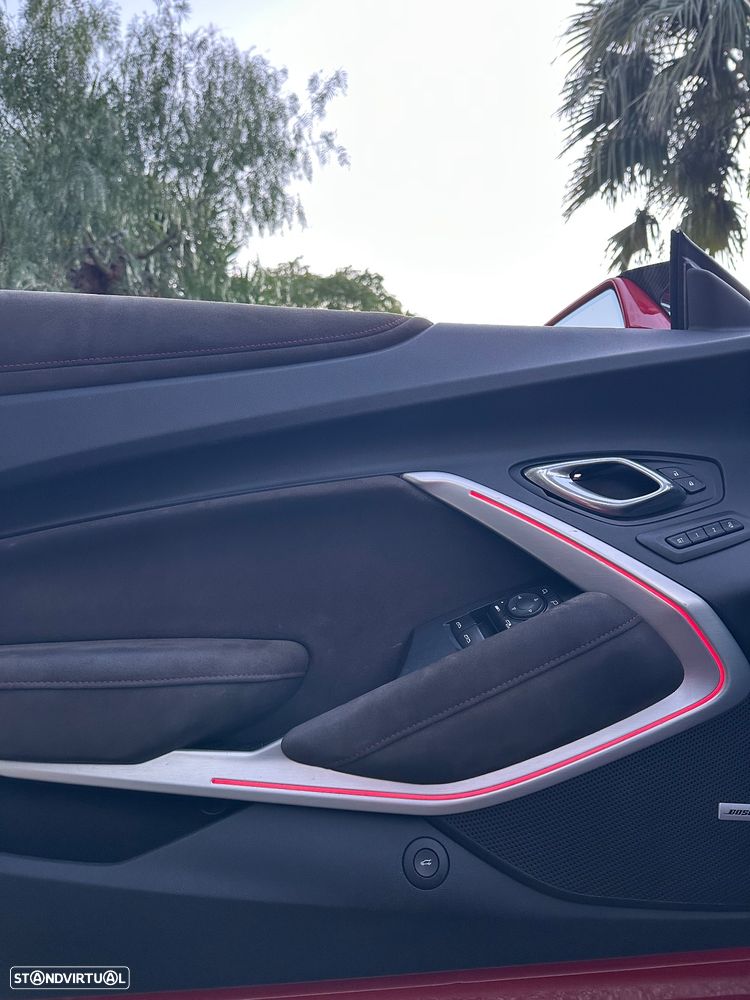 Chevrolet Camaro ZL1 - 28