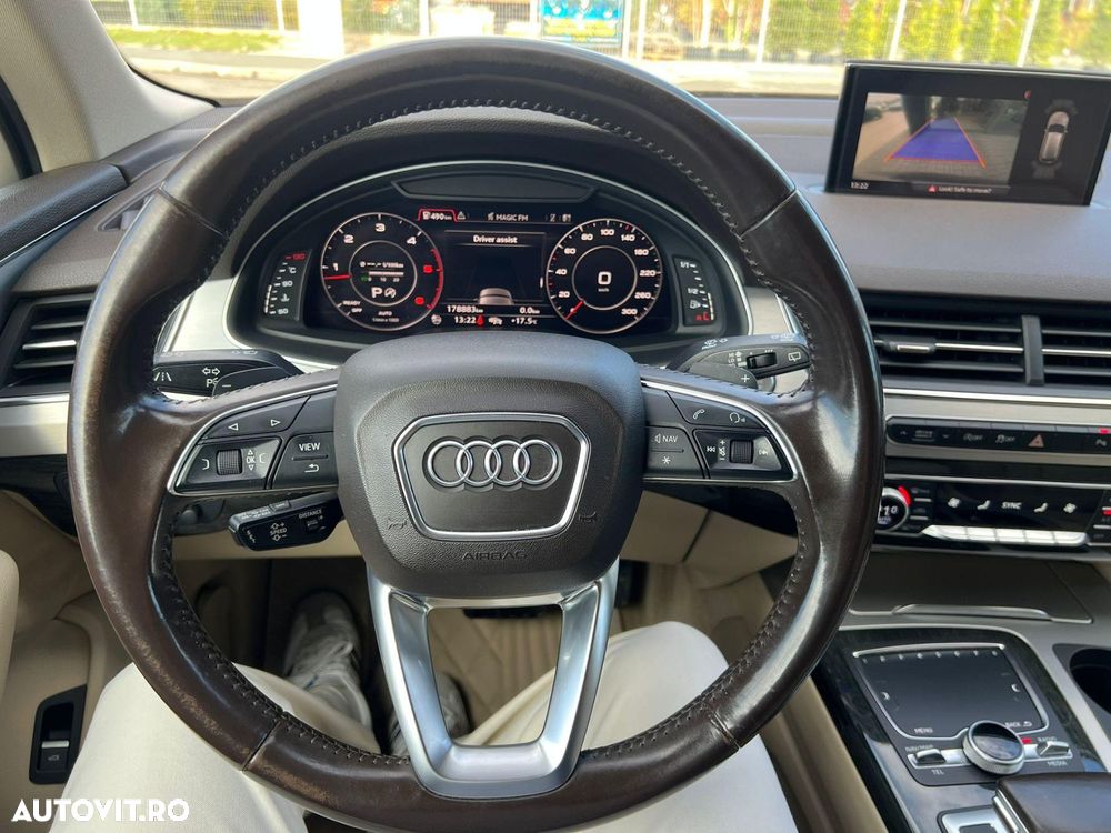 Audi Q7 - 17