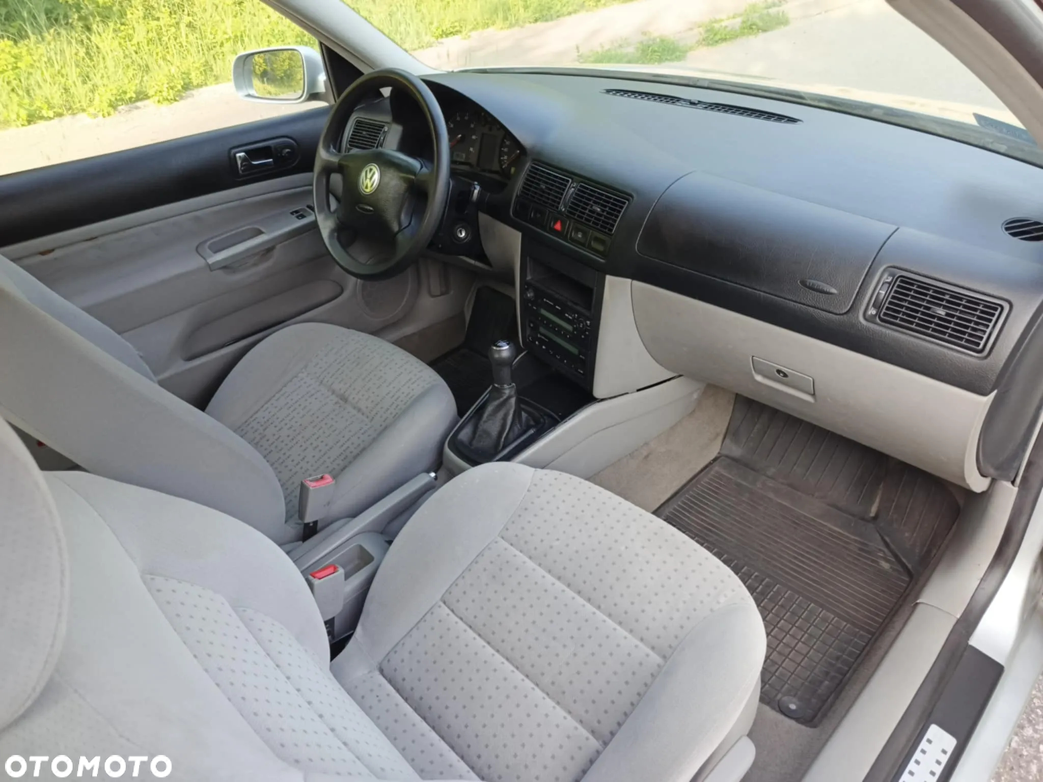 Volkswagen Golf IV 1.6 Basis - 10