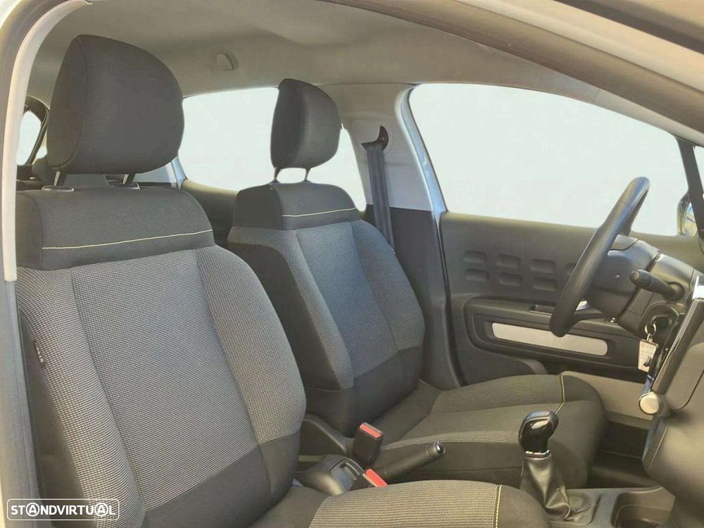Citroën C3 1.2 PureTech Plus - 12