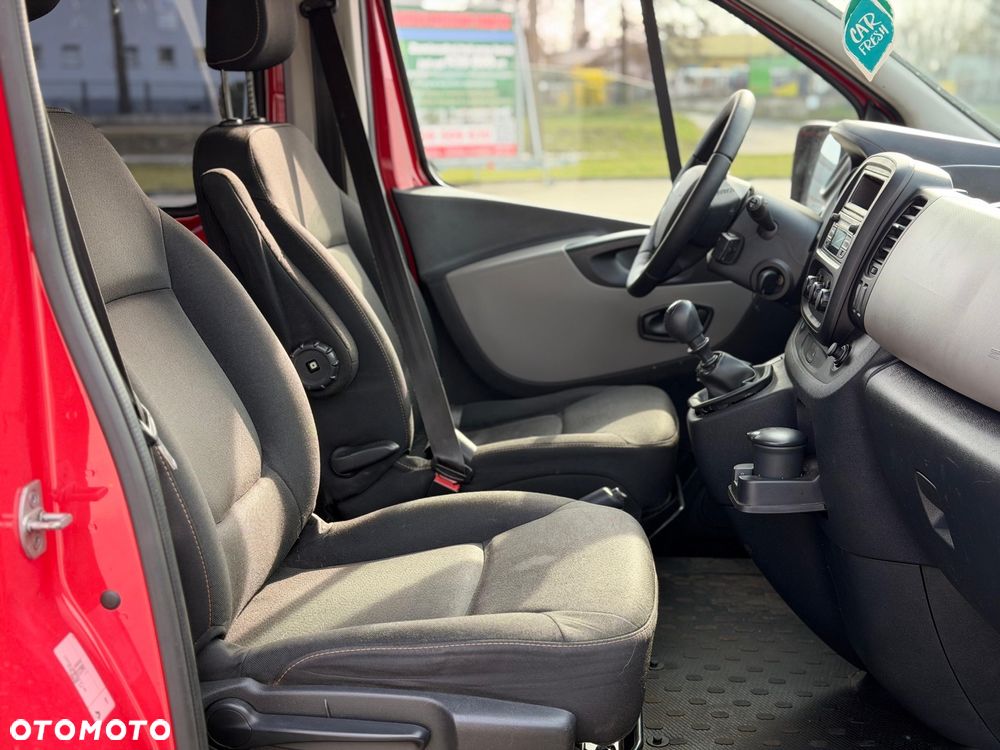 Renault Trafic 1.6 dCi - 10