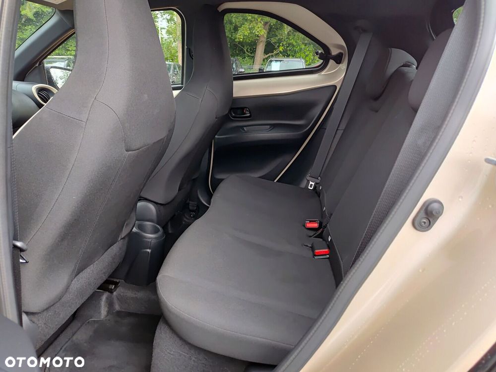 Toyota Aygo X - 10