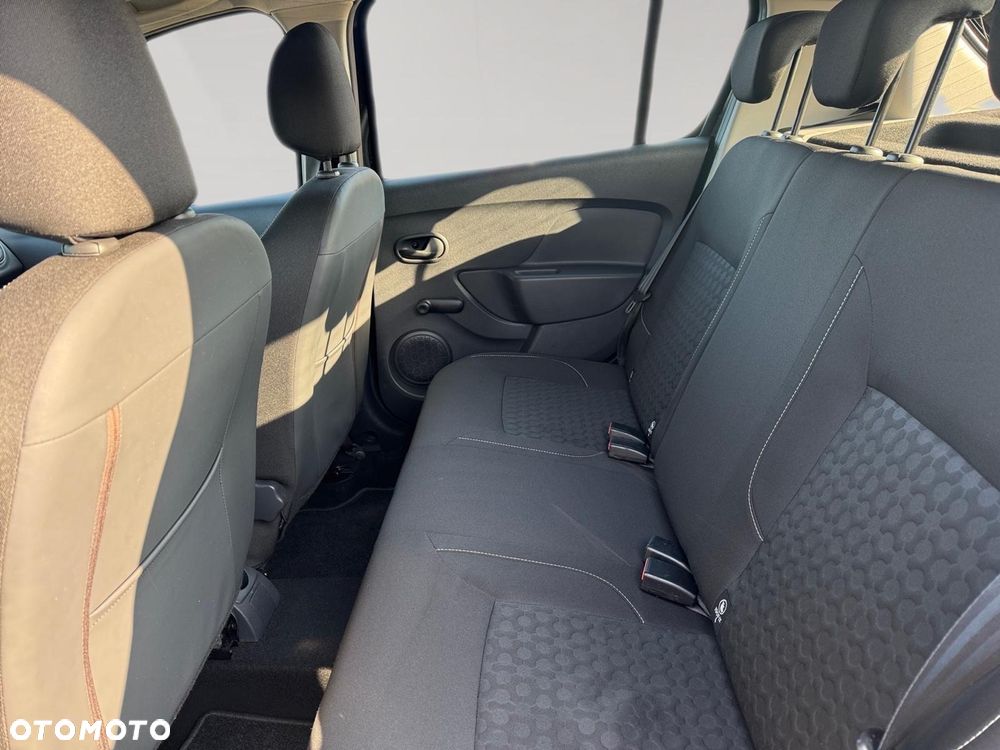 Dacia Sandero 0.9 TCe SL Blackline - 11