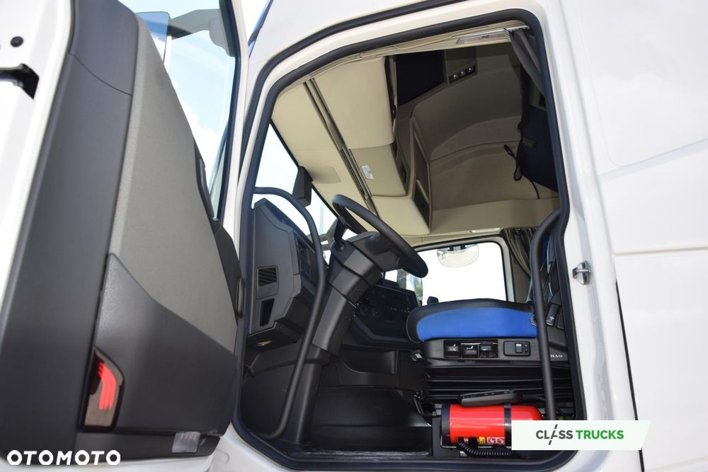 Volvo FH 500 Globetrotter XL i-ParkCool ACC - 9