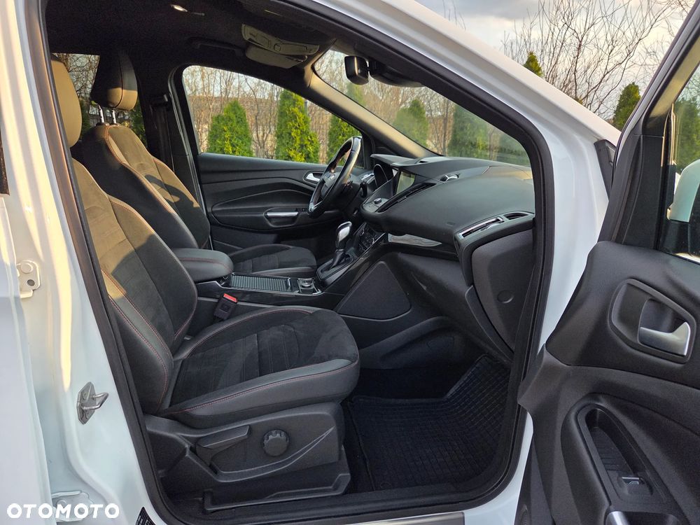 Ford Kuga 2.0 TDCi AWD ST-Line Black - 14